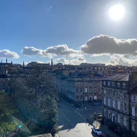 New Town Apartment With Castle View Edinburgh Luaran gambar