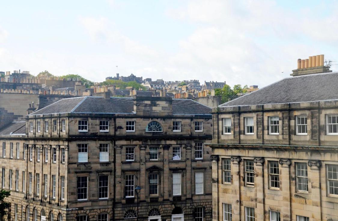 New Town Apartment With Castle View Edinburgh Luaran gambar